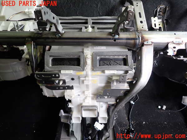 2UPJ-30946081]アウトランダーPHEV(GN0W)エバポレーター1 (ジャンク品) 中古_m0001.jpg