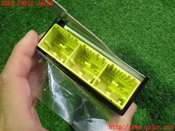 2UPJ-30946145]アウトランダーPHEV(GN0W)エアバッグコンピューター (ジャンク 展開済) 中古_m0003.jpg