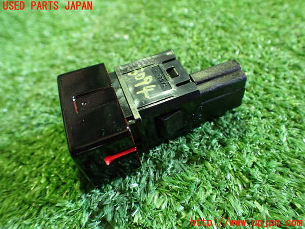 2UPJ-30946290]アウトランダーPHEV(GN0W)ハザードスイッチ 中古_m0003.jpg