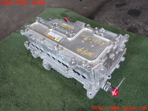 2UPJ-30946916]アウトランダーPHEV(GN0W)インバーターコンバーター 中古_m0002.jpg