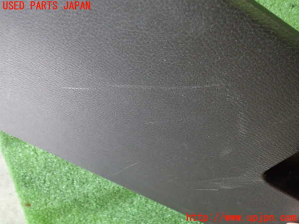 2UPJ-30947516]アウトランダーPHEV(GN0W)グローブボックス1 中古_m0002.jpg