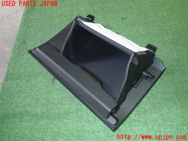 2UPJ-30947516]アウトランダーPHEV(GN0W)グローブボックス1 中古_m0003.jpg