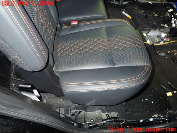 2UPJ-30947145]アウトランダーPHEV(GN0W)右2列目シート 中古_m0002.jpg