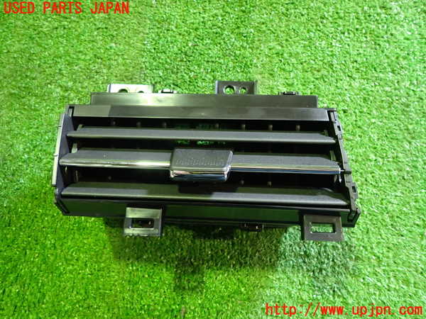 2UPJ-30947528]アウトランダーPHEV(GN0W)エアコン吹き出し口3 (左) 中古_m0001.jpg