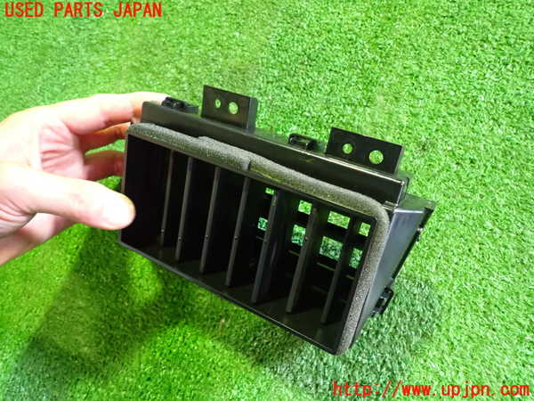 2UPJ-30947528]アウトランダーPHEV(GN0W)エアコン吹き出し口3 (左) 中古_m0003.jpg
