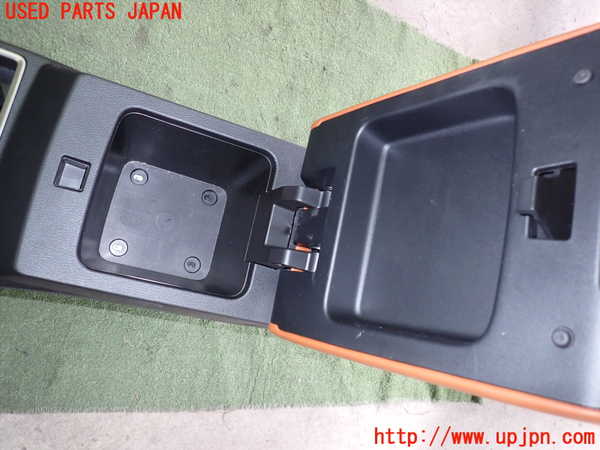 2UPJ-30947540]アウトランダーPHEV(GN0W)センターコンソール 中古_m0004.jpg