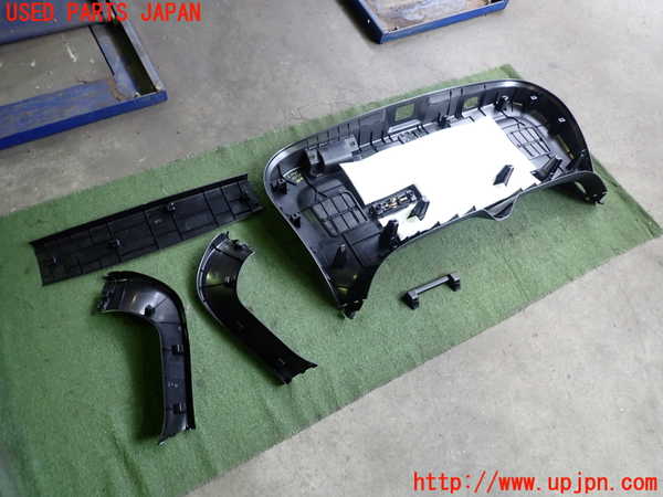 2UPJ-30941578]アウトランダーPHEV(GN0W)バックドア内張り 中古_m0004.jpg