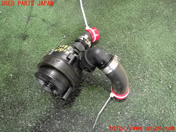 2UPJ-30952110]BMW i3(1Z06)(I01)ウォーターポンプ 中古_m0001.jpg