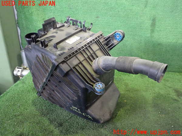 2UPJ-30952560]BMW i3(1Z06)(I01)エアクリーナーボックス 中古_m0001.jpg