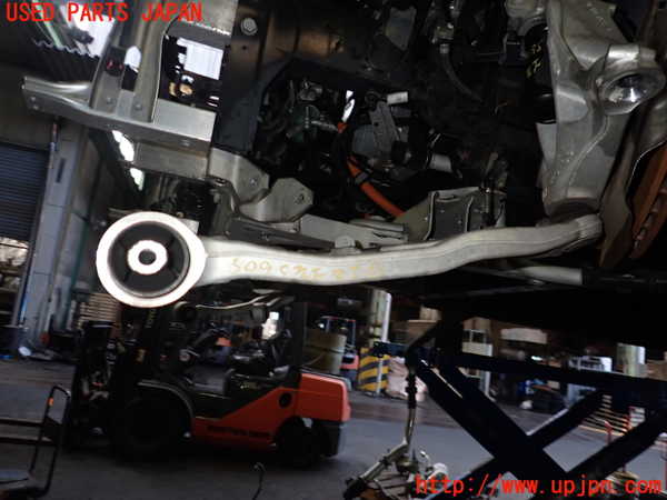 2UPJ-30955186]BMW i3(1Z06)(I01)左フロントロアアーム1 中古_m0001.jpg
