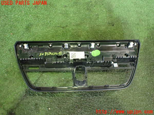 2UPJ-30956066]BMW i3(1Z06)(I01)エアコンスイッチ1 中古_m0002.jpg