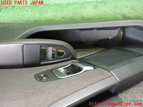 2UPJ-30951234]BMW i3(1Z06)(I01)右前ドア内張り 中古_m0003.jpg