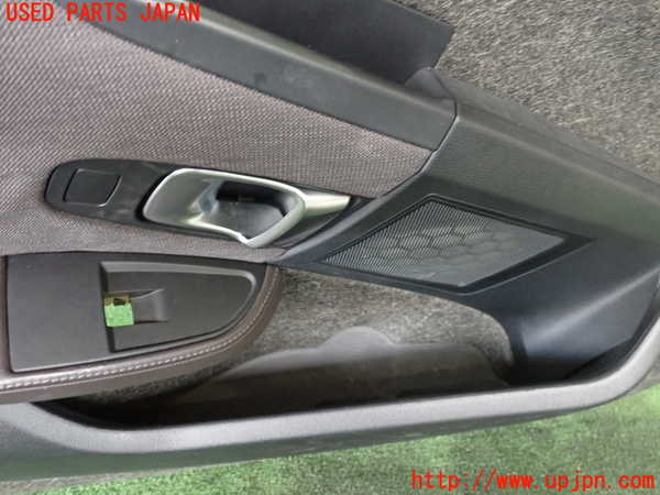 2UPJ-30951264]BMW i3(1Z06)(I01)左前ドア内張り 中古_m0002.jpg