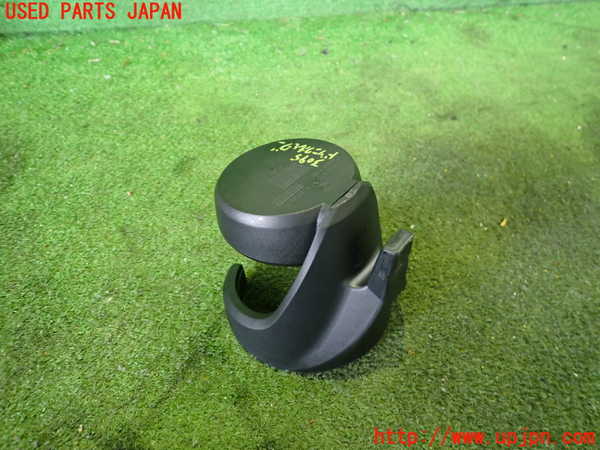 2UPJ-30957810]BMW i3(1Z06)(I01)ドリンクホルダー 中古_m0002.jpg