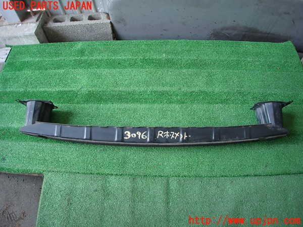 2UPJ-30961614]クラウン ロイヤル(GRS200)リアバンパーホースメント 中古_m0002.jpg