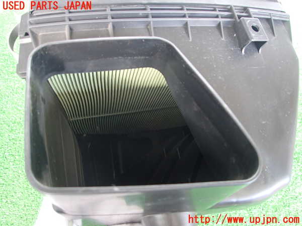 2UPJ-30962560]クラウン ロイヤル(GRS200)エアクリーナーボックス 中古_m0004.jpg