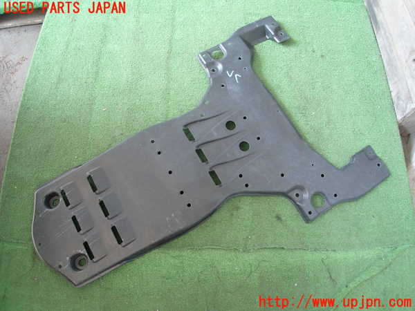 2UPJ-30961721]クラウン ロイヤル(GRS200)アンダーカバー1 中古_m0001.jpg