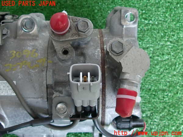 2UPJ-30966025]クラウン ロイヤル(GRS200)エアコンコンプレッサー 中古_m0004.jpg