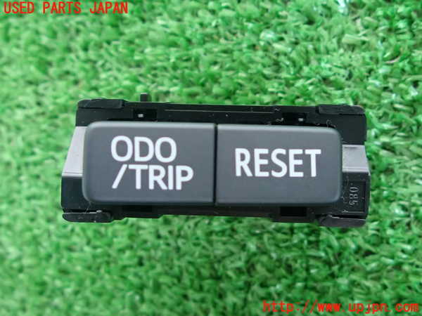 2UPJ-30966308]クラウン ロイヤル(GRS200)スイッチ3 (ODO/TORIP RESET) 中古_m0003.jpg