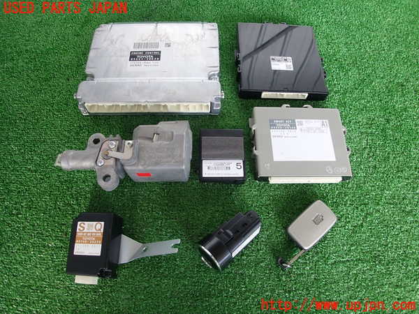 2UPJ-30966110]クラウン ロイヤル(GRS200)エンジンコンピューター 中古_m0001.jpg