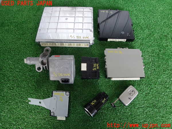 2UPJ-30966110]クラウン ロイヤル(GRS200)エンジンコンピューター 中古_m0002.jpg