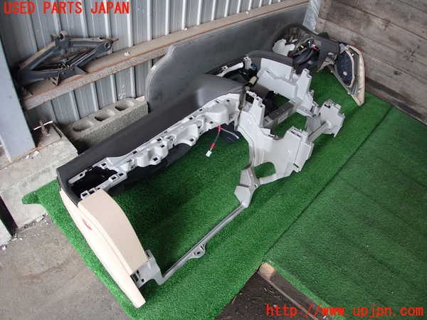 2UPJ-30967505]クラウン ロイヤル(GRS200)ダッシュボード 中古_m0002.jpg