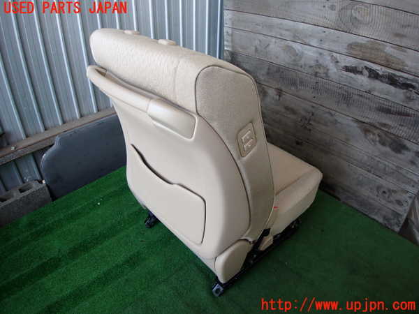 2UPJ-30967065]クラウン ロイヤル(GRS200)助手席シート 中古_m0002.jpg