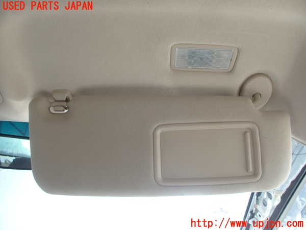 2UPJ-30967625]クラウン ロイヤル(GRS200)室内サンバイザー右側 中古_m0002.jpg