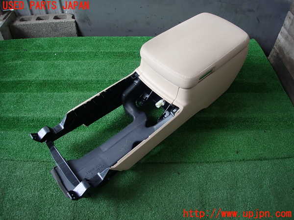 2UPJ-30967540]クラウン ロイヤル(GRS200)センターコンソール 中古_m0002.jpg
