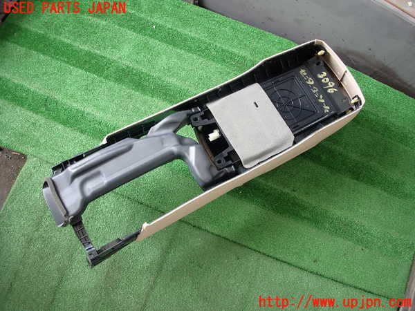 2UPJ-30967540]クラウン ロイヤル(GRS200)センターコンソール 中古_m0004.jpg