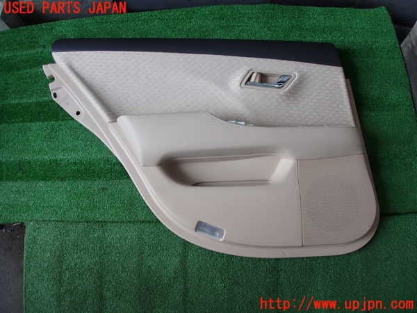 2UPJ-30961324]クラウン ロイヤル(GRS200)左後ドア内張り 中古_m0001.jpg