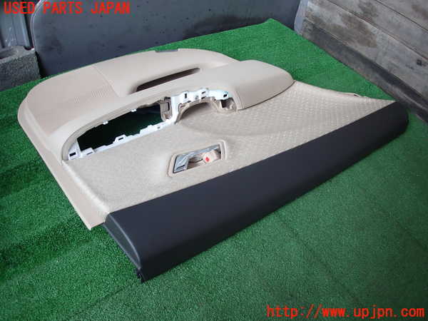 2UPJ-30961324]クラウン ロイヤル(GRS200)左後ドア内張り 中古_m0003.jpg
