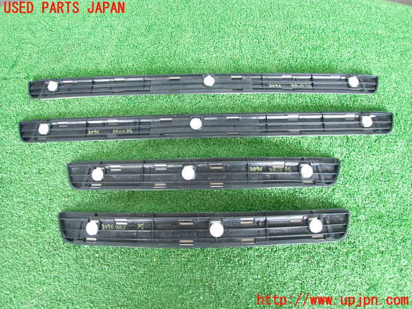 2UPJ-30967740]クラウン ロイヤル(GRS200)スカッフプレート 中古_m0004.jpg