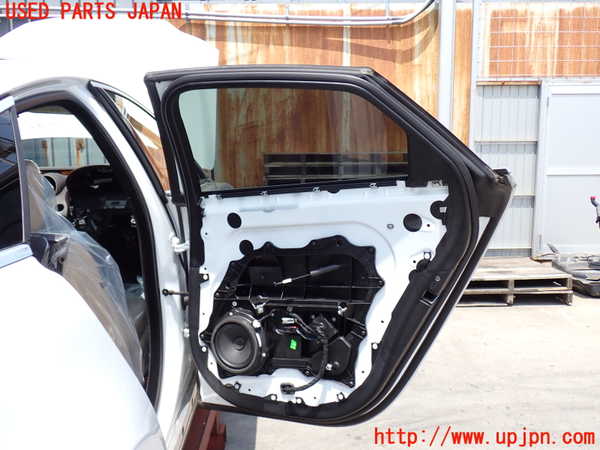 2UPJ-30971290]ジャガー・XJ(J12LA)右後ドア (43R-00054) 中古_m0005.jpg