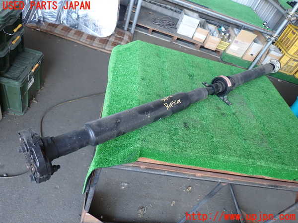 2UPJ-30973410]ジャガー・XJ(J12LA)リアプロペラシャフト 中古_m0001.jpg