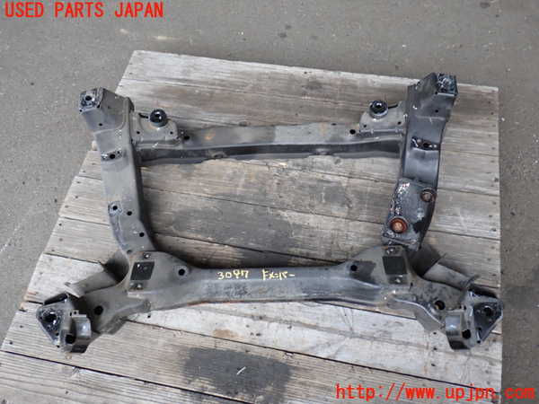 2UPJ-30975285]ジャガー・XJ(J12LA)フロントメンバー 中古_m0001.jpg