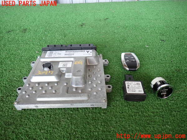 2UPJ-30976110]ジャガー・XJ(J12LA)エンジンコンピューター 中古_m0001.jpg