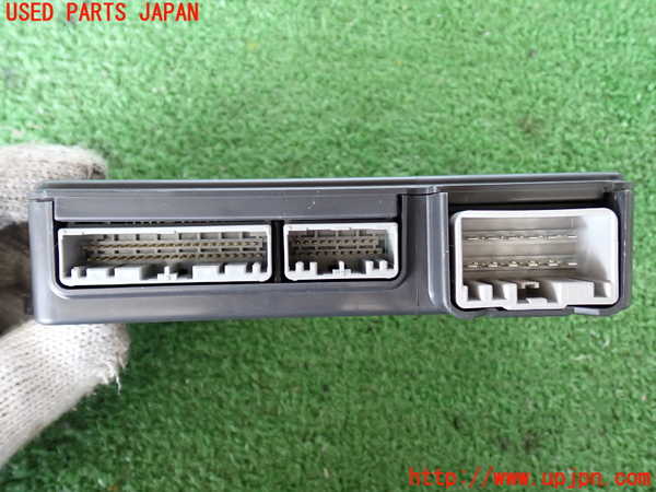 2UPJ-30976146]ジャガー・XJ(J12LA)コンピューター1 中古_m0002.jpg