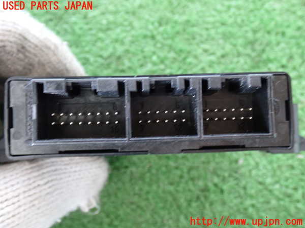 2UPJ-30976147]ジャガー・XJ(J12LA)コンピューター2 (パーキングエイド) 中古_m0002.jpg