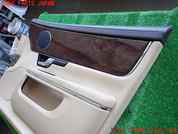 2UPJ-30971234]ジャガー・XJ(J12LA)右前ドア内張り 中古_m0003.jpg