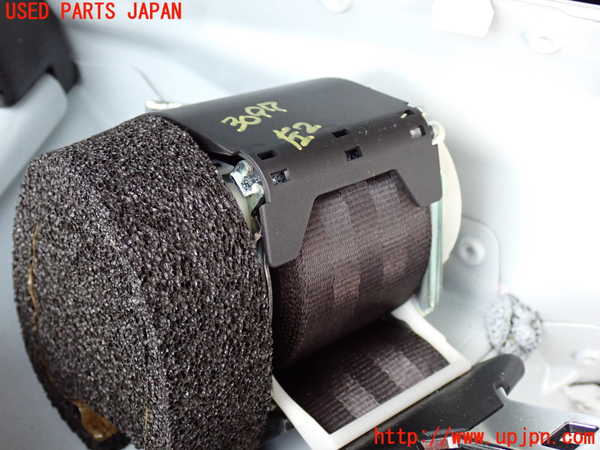 2UPJ-30977185]ジャガー・XJ(J12LA)左2列目シートベルト 中古_m0002.jpg