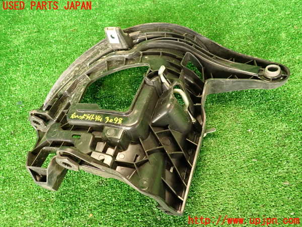 2UPJ-30981140]VW ザ･ビートル(16CBZ)右ヘッドライトリム 中古_m0002.jpg