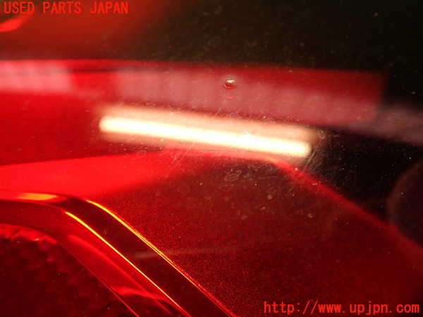 2UPJ-30981530]VW ザ･ビートル(16CBZ)右テールランプ 中古_m0002.jpg