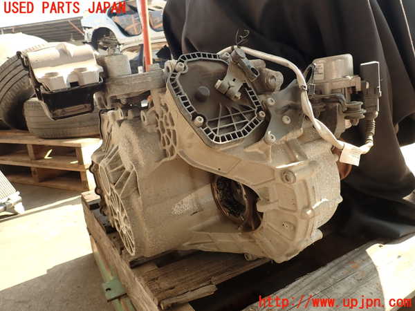 2UPJ-30983010]VW ザ･ビートル(16CBZ)ミッション AT CBZ 中古_m0002.jpg