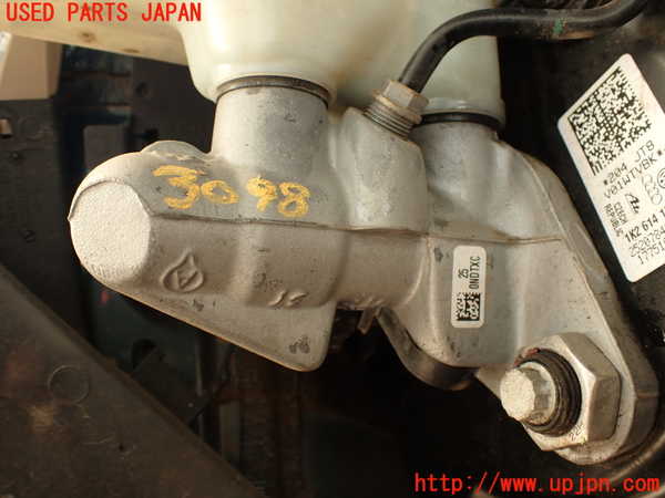 2UPJ-30984050]VW ザ･ビートル(16CBZ)ブレーキマスターシリンダー 中古_m0002.jpg