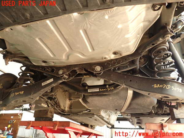 2UPJ-30985295]VW ザ･ビートル(16CBZ)リアメンバー 中古_m0001.jpg