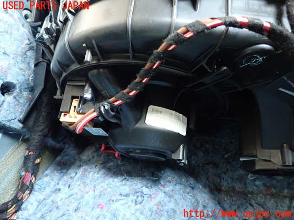 2UPJ-30986081]VW ザ･ビートル(16CBZ)エバポレーター1 中古_m0002.jpg