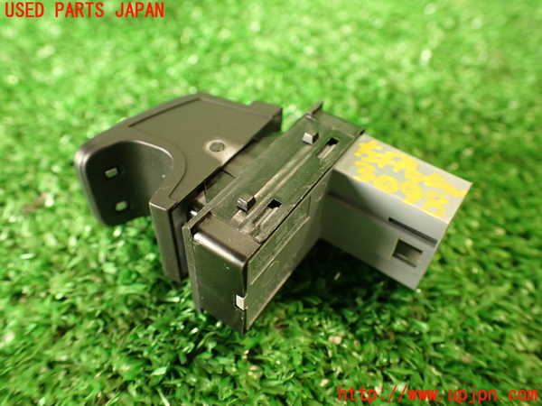 2UPJ-30986245]VW ザ･ビートル(16CBZ)左パワーウィンドウスイッチ 中古_m0003.jpg