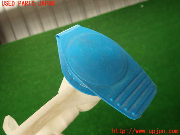 2UPJ-30986791]VW ザ･ビートル(16CBZ)ウォッシャータンク1 中古_m0003.jpg