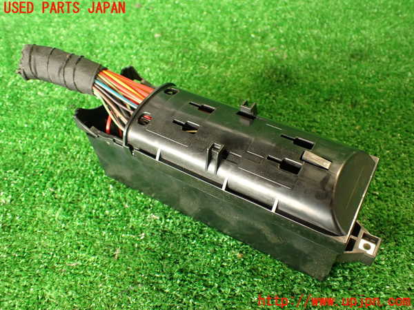 2UPJ-30986741]VW ザ･ビートル(16CBZ)ヒューズボックス1 中古_m0002.jpg